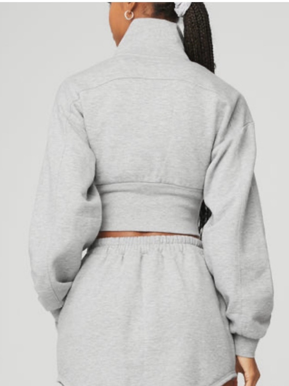 Alo Yoga Vixen Fleece Cropped Half-Zip Sweat Top in Light Gray - Picture 2 of 8
